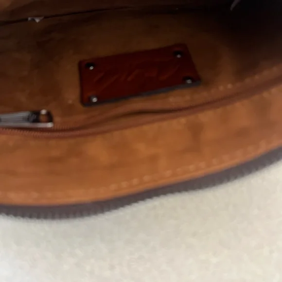 Patricia Nash Wristlet-*defects* - Picture 9 of 10